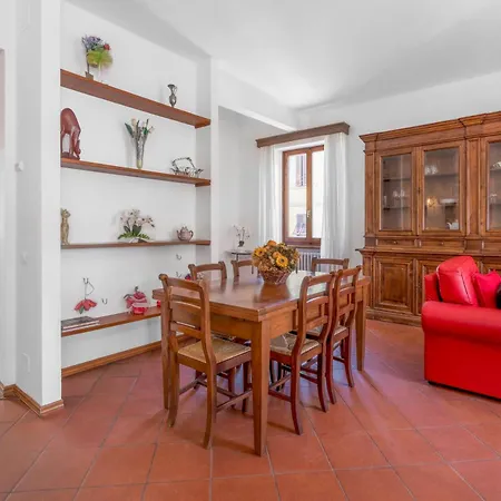 Chiara In Porta San Frediano *