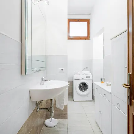 Apartment Chiara In Porta San Frediano Florence