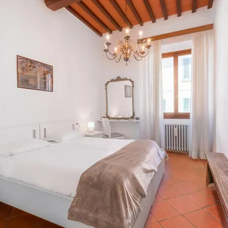 Chiara In Porta San Frediano شقة فلورنس