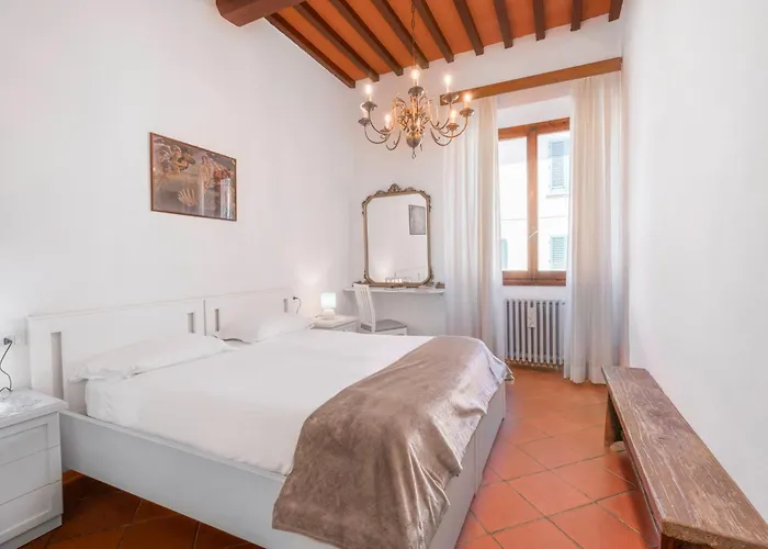 Chiara In Porta San Frediano Apartment Florence