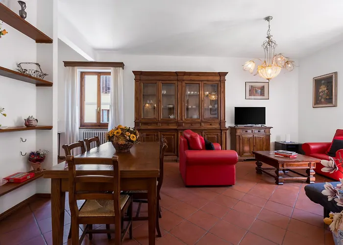 Chiara In Porta San Frediano Apartment Florence